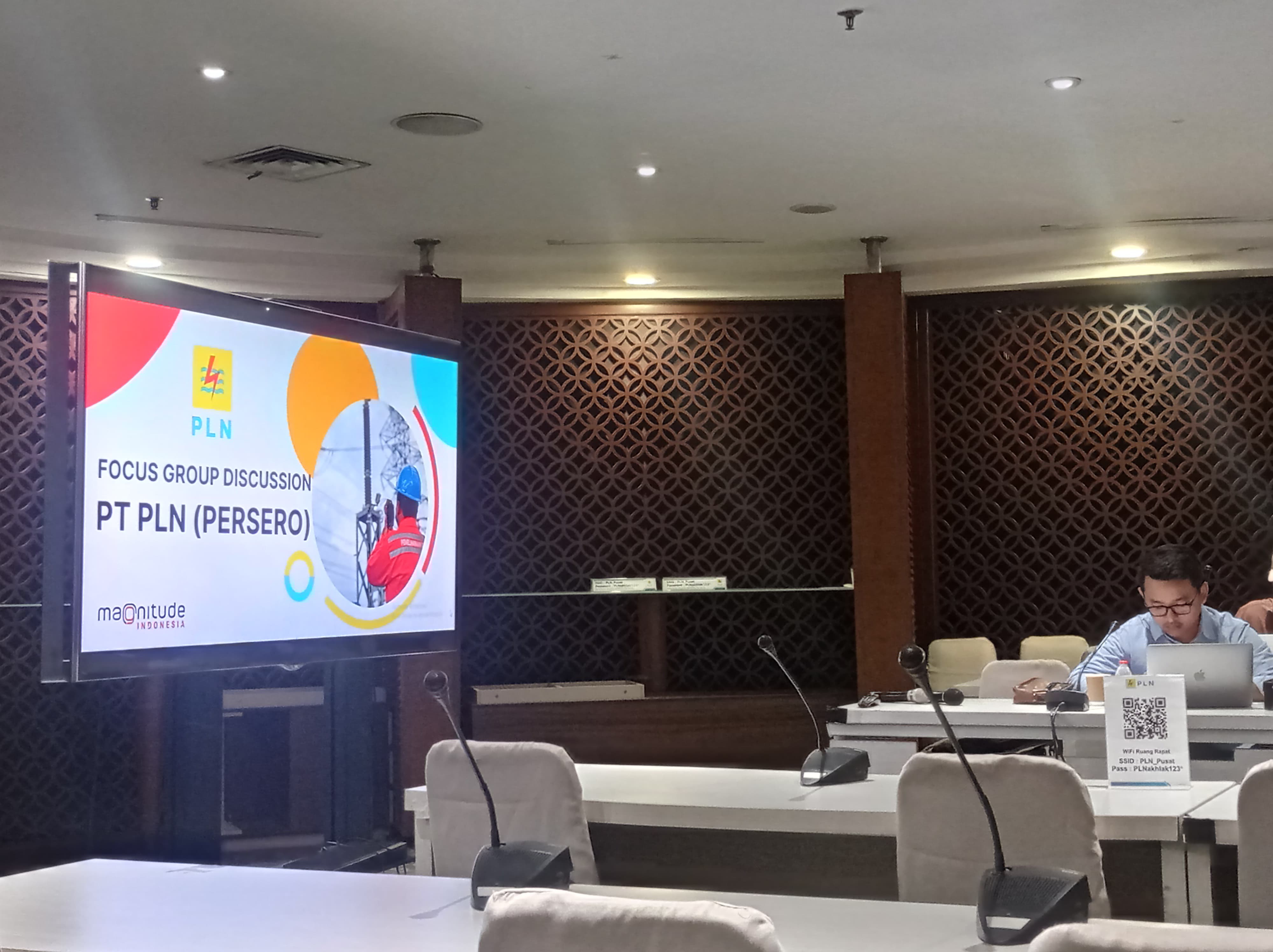 FGD II IMPLEMENTASI KETERBUKAAN INFORMASI PUBLIK PADA HOLDING DAN SUB HOLDING DI PT PLN GRUP